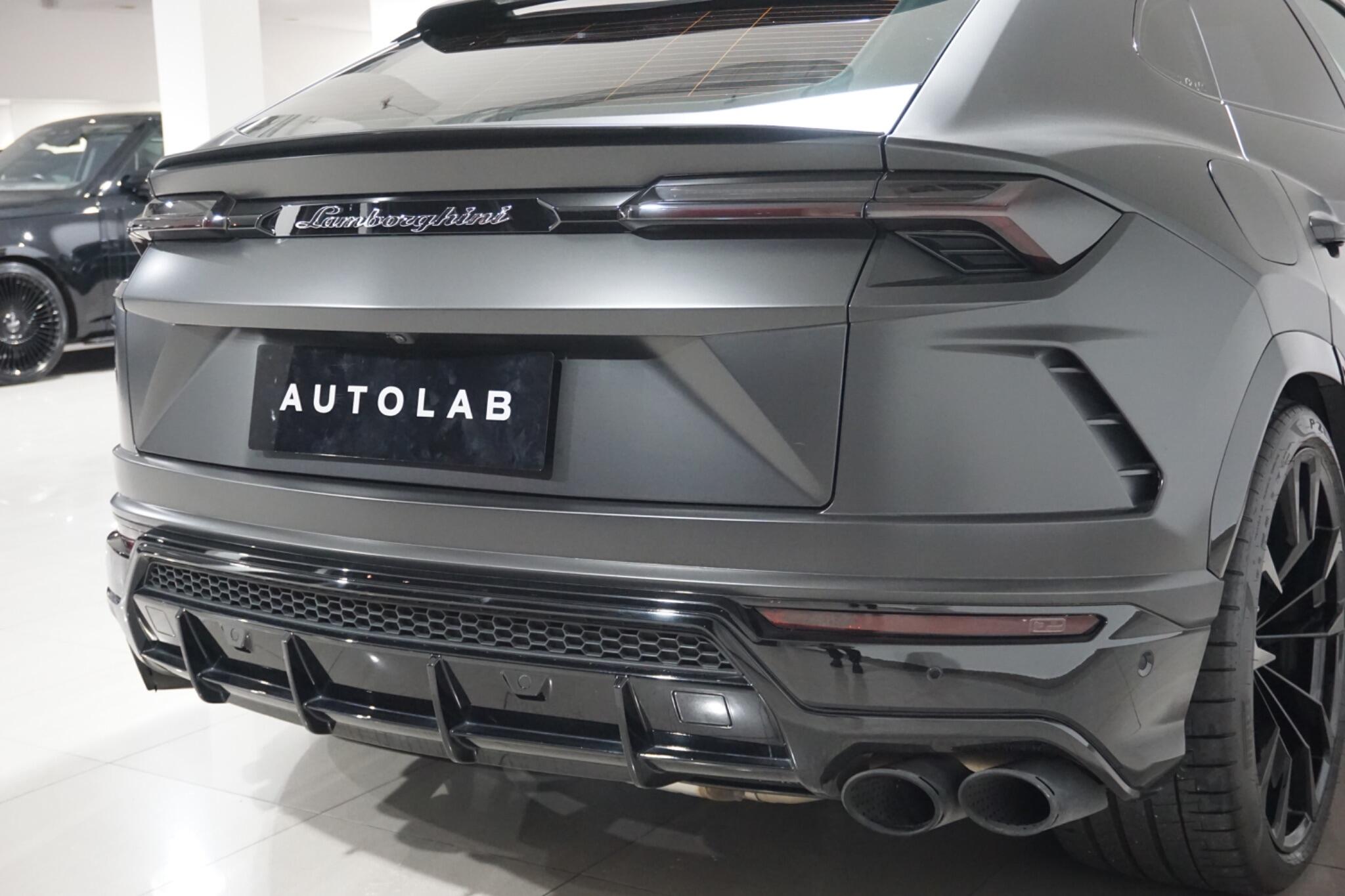 Lamborghini Urus 4.0 V8 BiTurbo SUV 5dr Petrol Auto 4WD Euro 6 (650 ps)